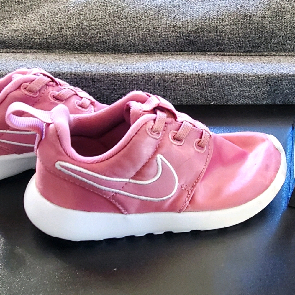Kids shoes
